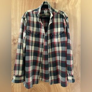 Levi’s flannel shirt, long sleeve, plaid, Size XL